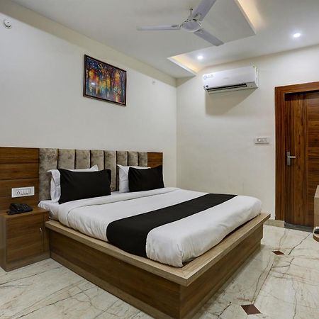 Hotel Collection O Jairaj Alwar Exterior foto